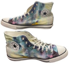 Converse chuck taylor all star unisex size men 10.5 size women 12.5 code A02080F